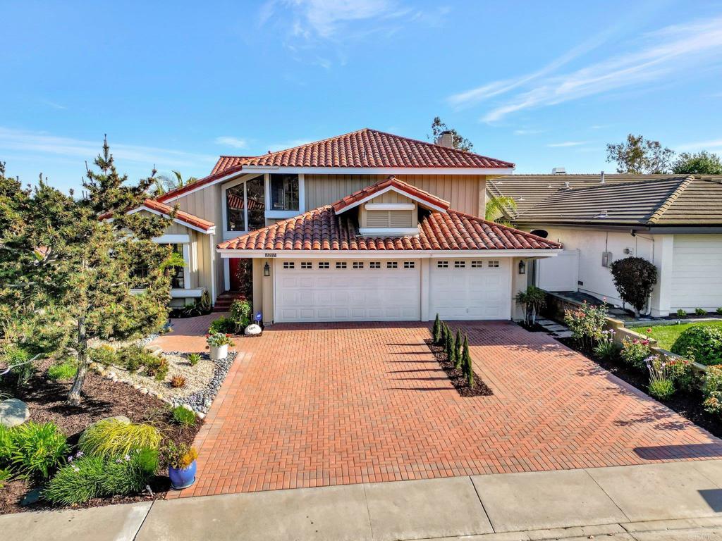 1211 Countrywood Lane