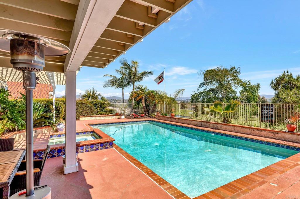 1211 Countrywood Lane