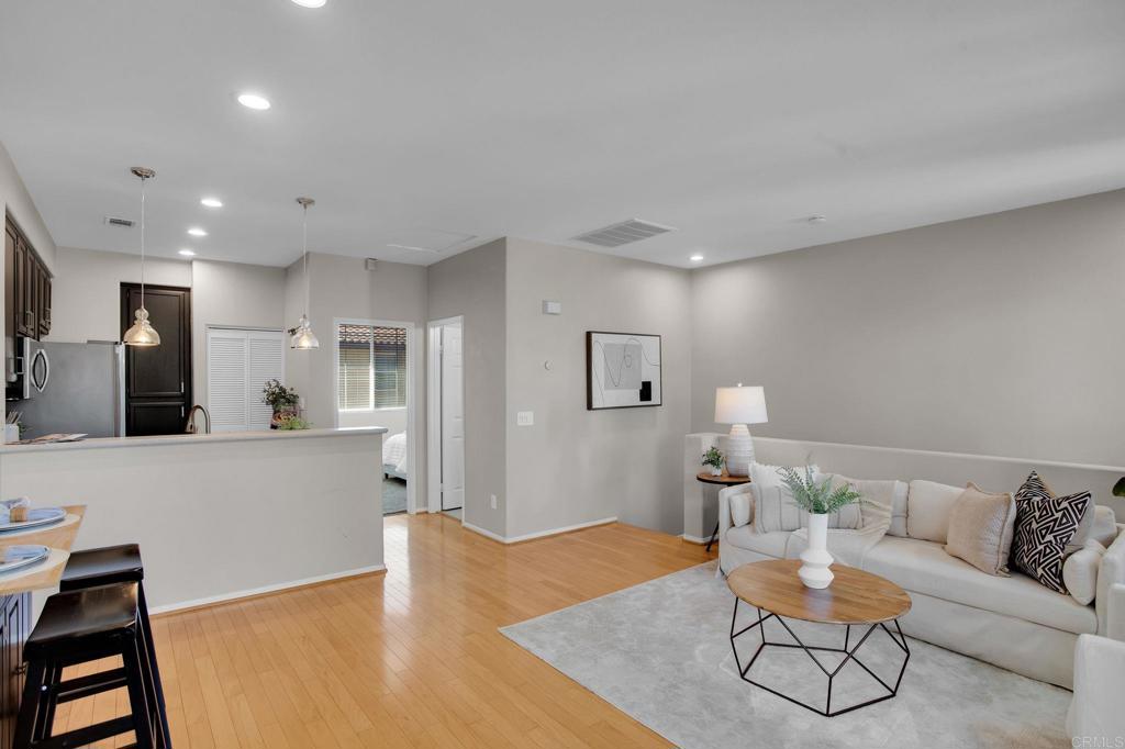 6068 Paseo Salinero