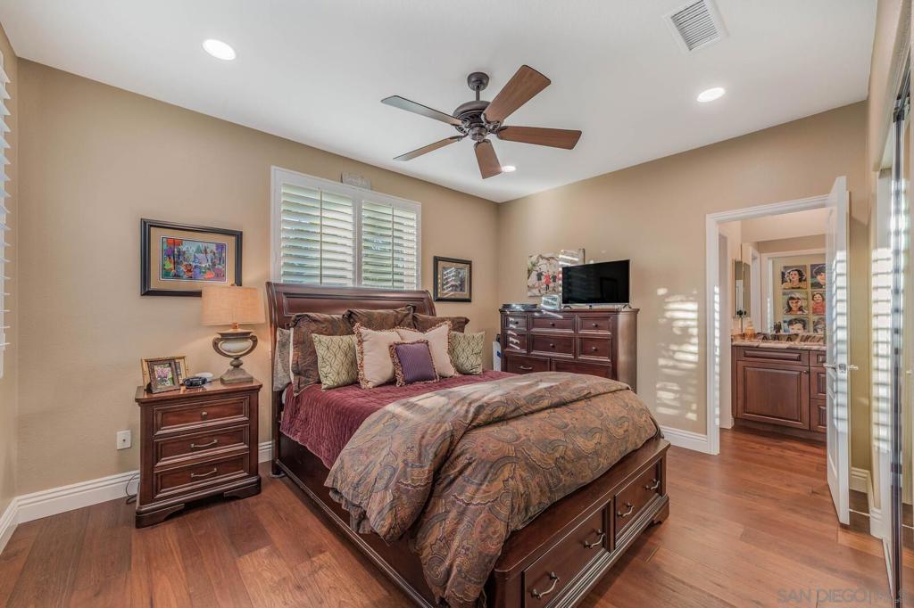 10551 Laurel Path