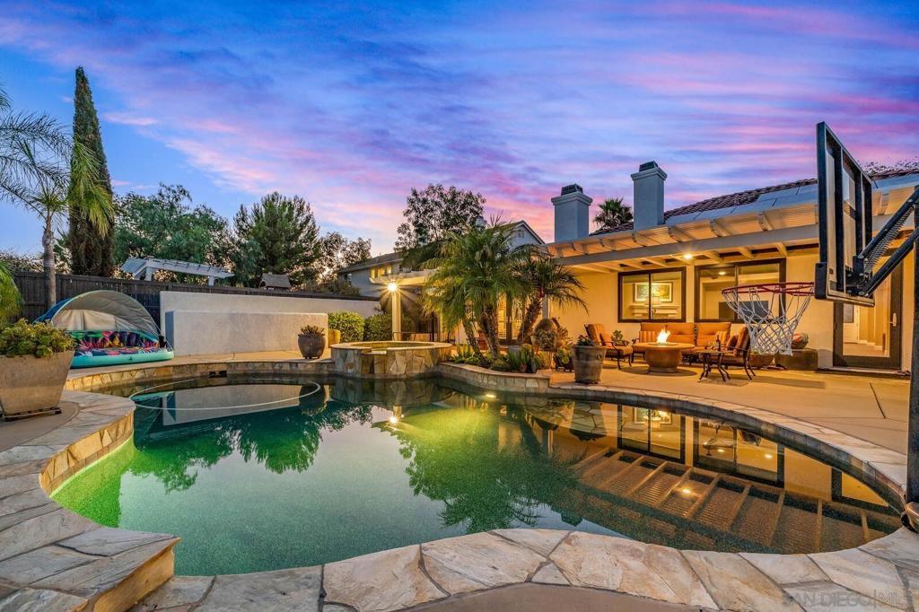 10551 Laurel Path