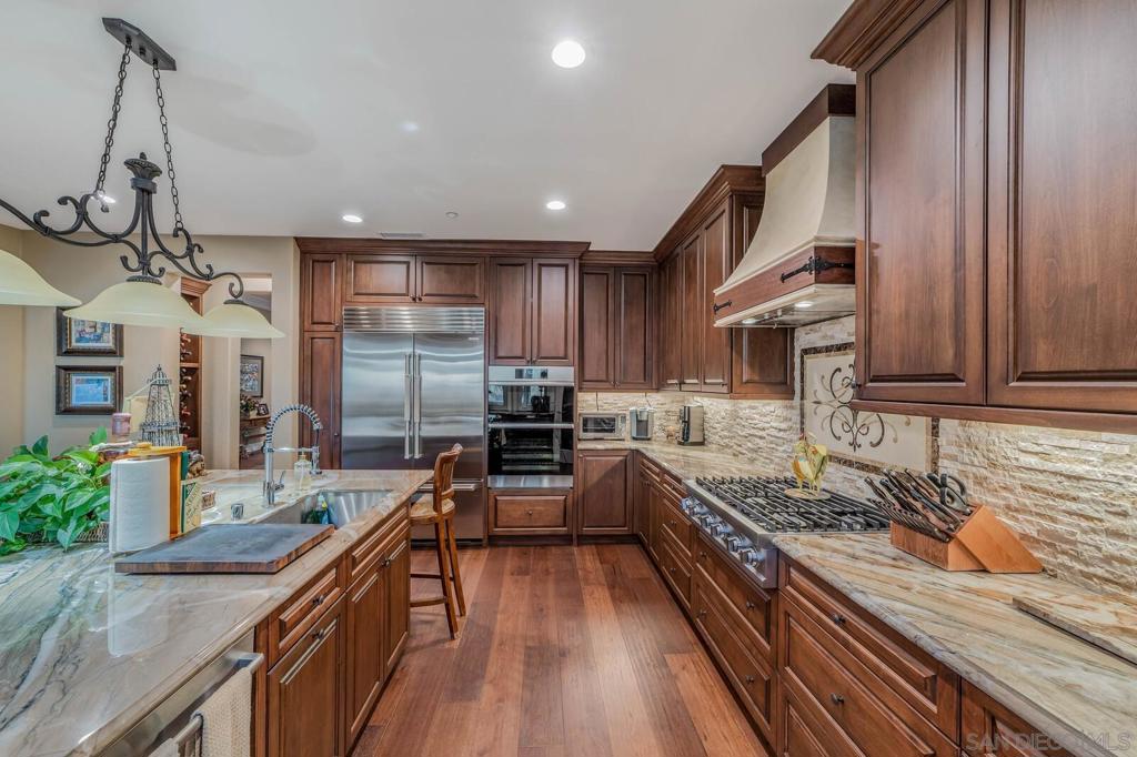 10551 Laurel Path