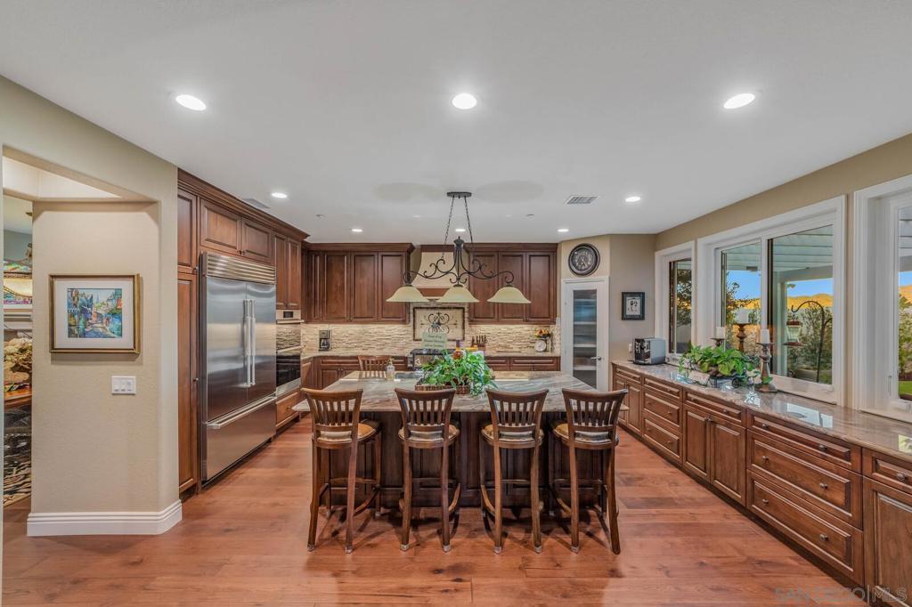10551 Laurel Path