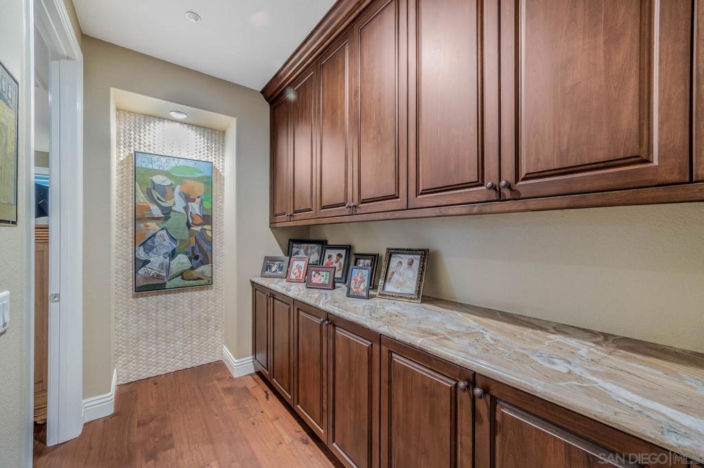 10551 Laurel Path