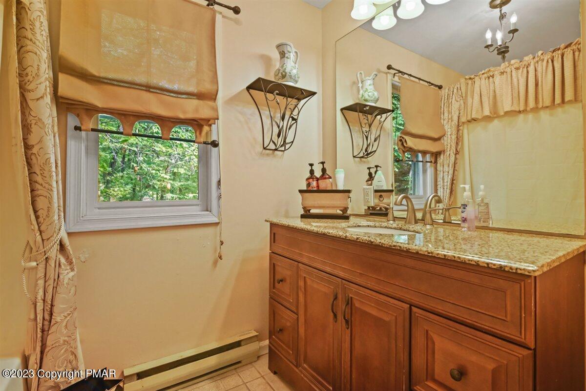 3213 Carlisle Court