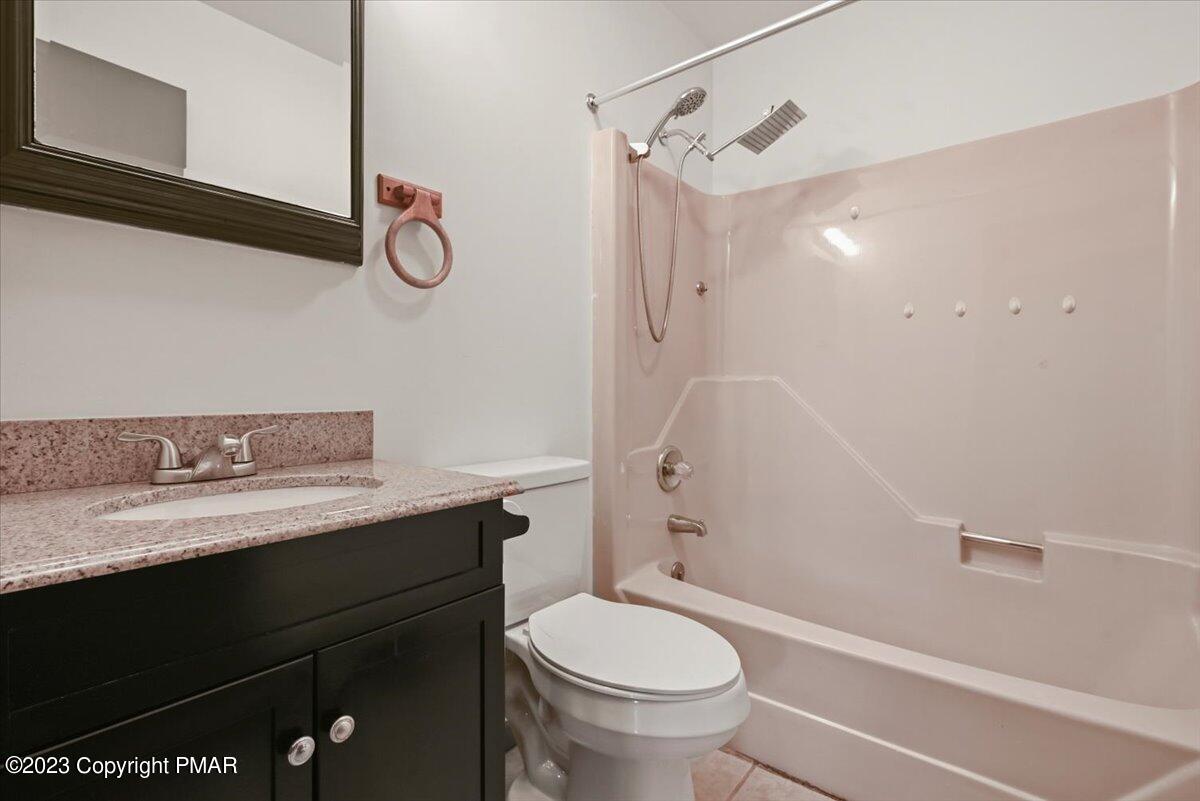 315 N Valley View Drive