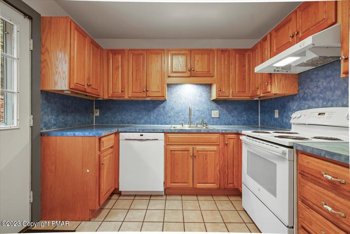 315 N Valley View Drive