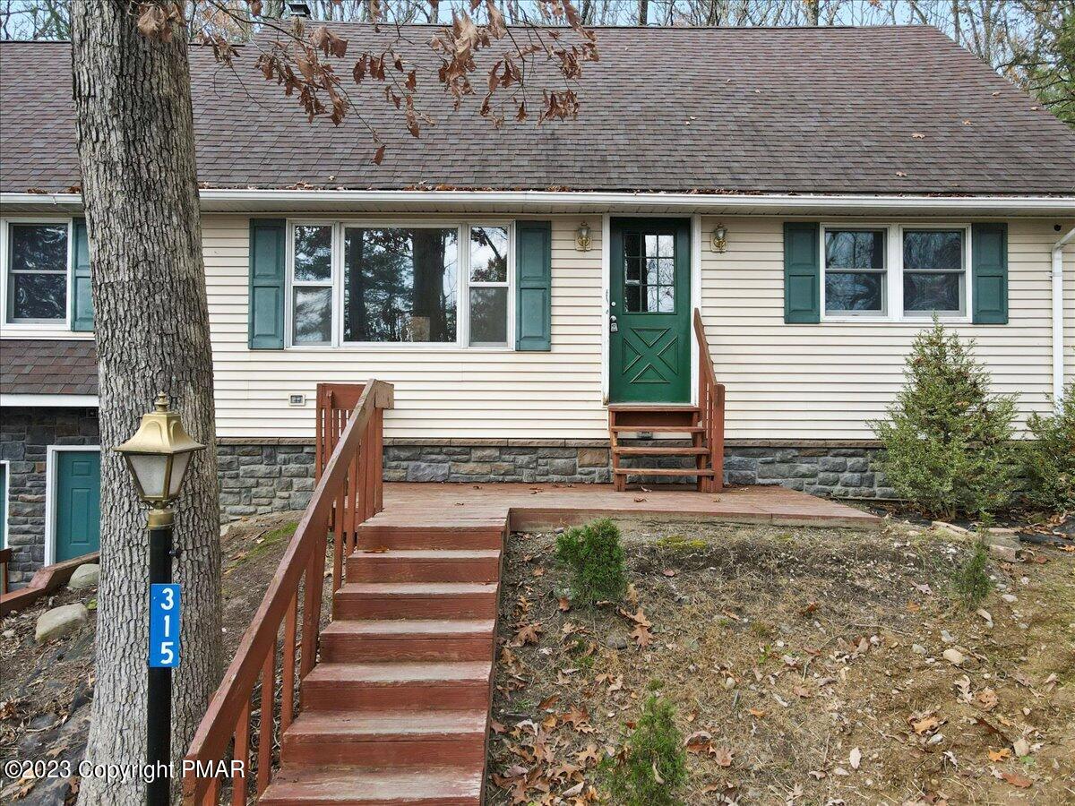 315 N Valley View Drive