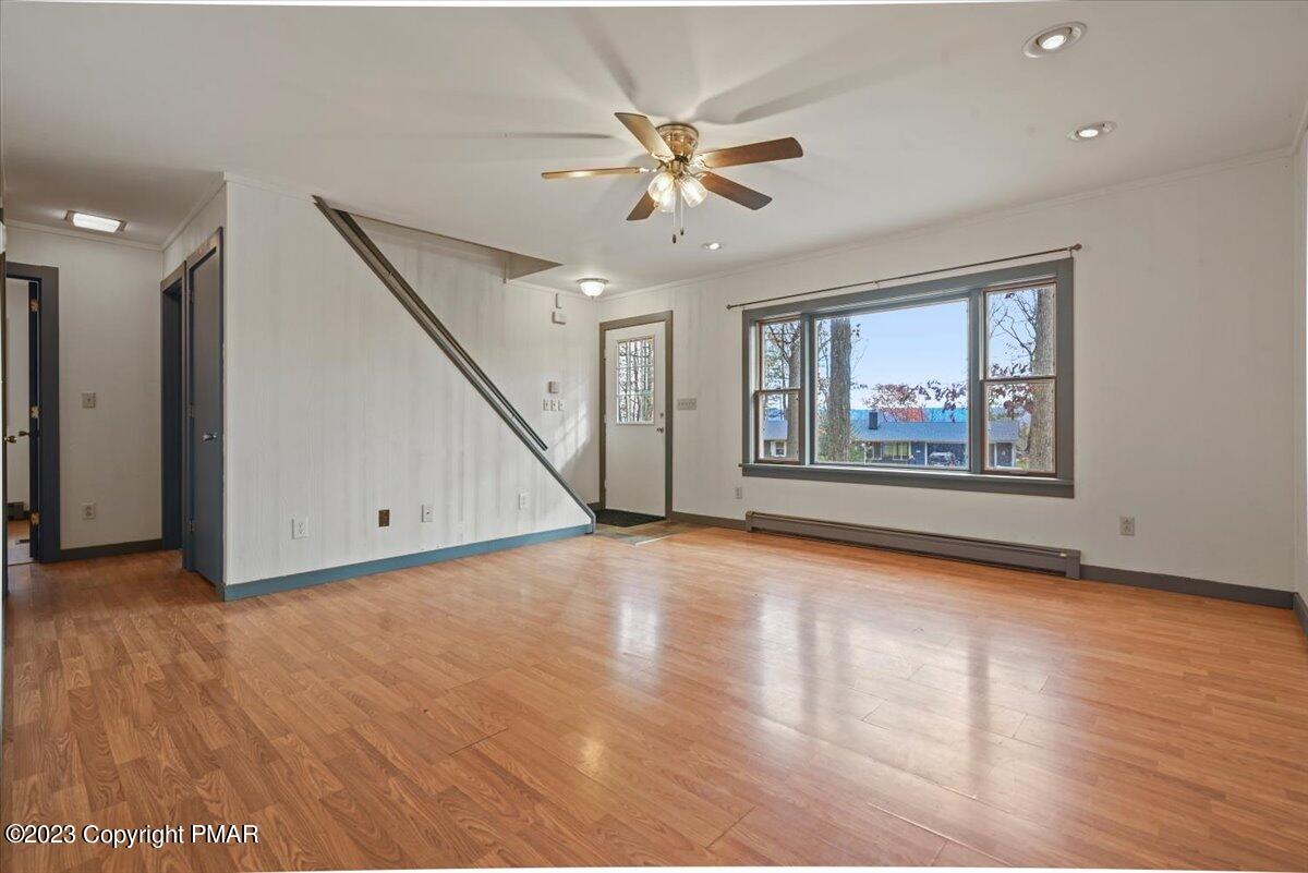 315 N Valley View Drive
