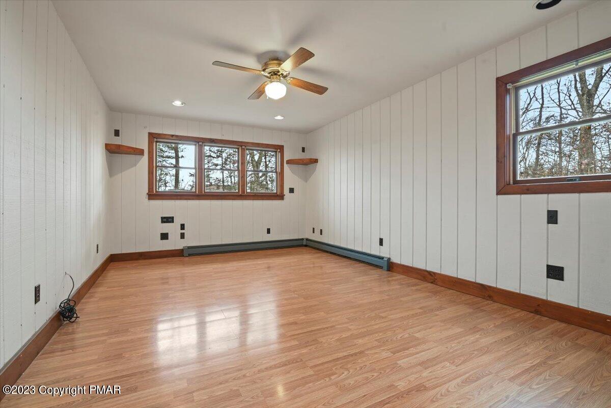 315 N Valley View Drive