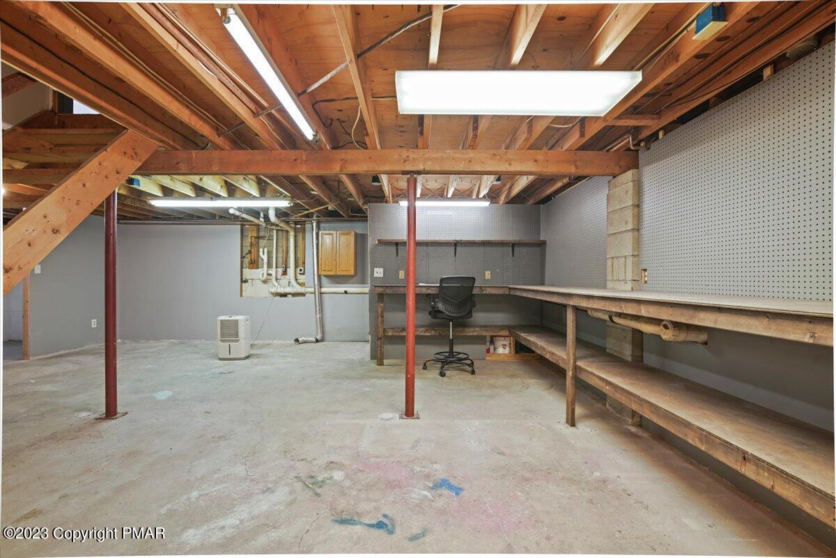 315 N Valley View Drive