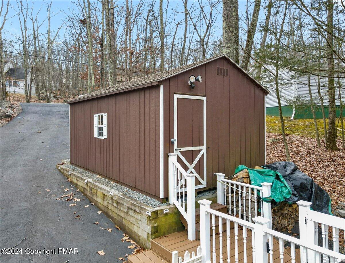 1571 Oak Lane