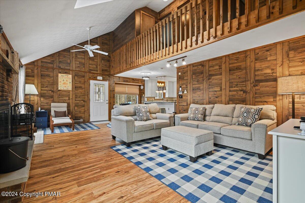 1571 Oak Lane