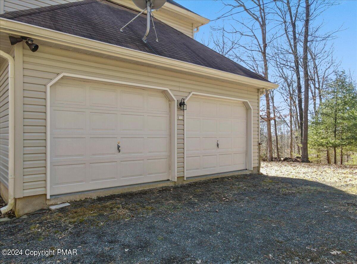 208 Evergreen Court