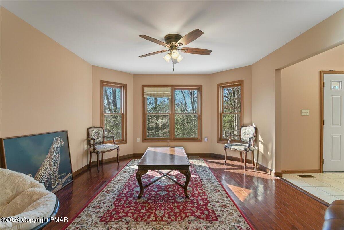 208 Evergreen Court