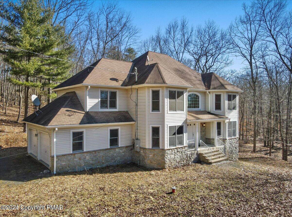208 Evergreen Court