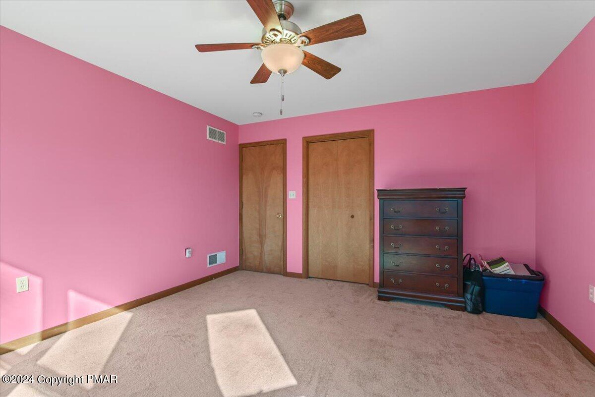 208 Evergreen Court