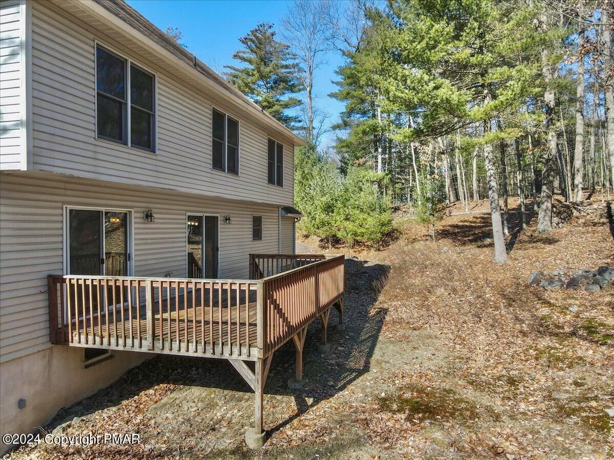 208 Evergreen Court