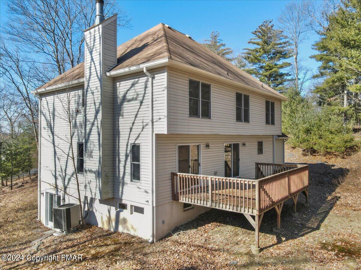 208 Evergreen Court