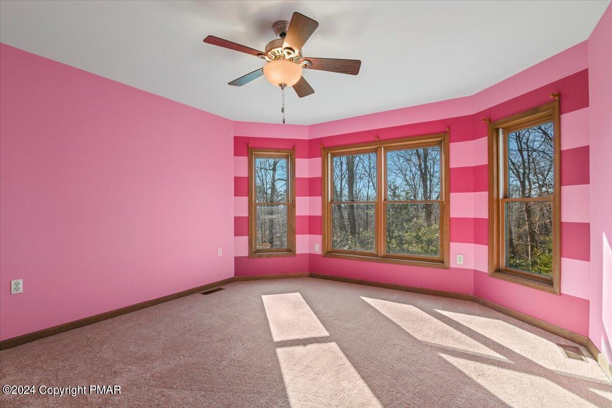 208 Evergreen Court