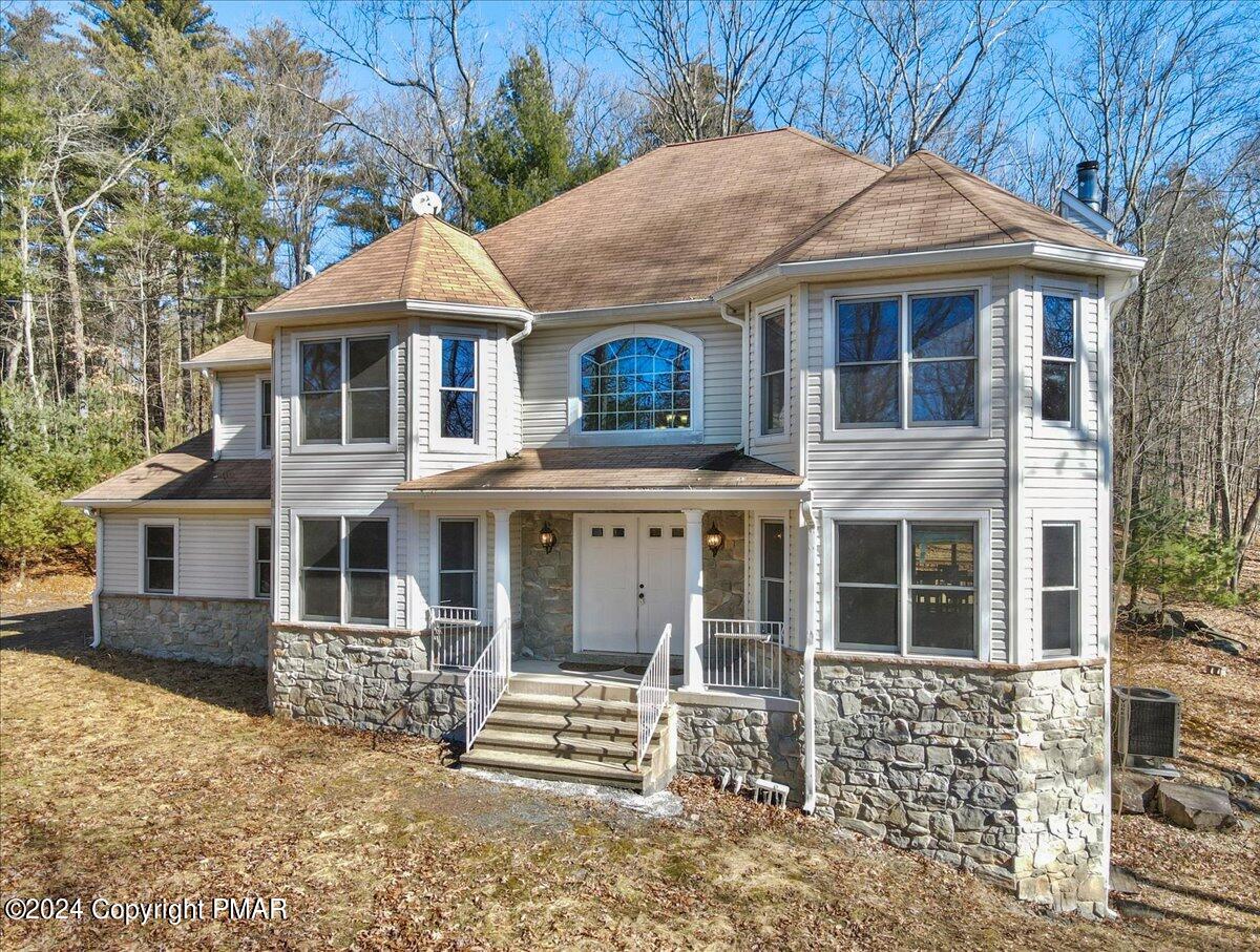 208 Evergreen Court