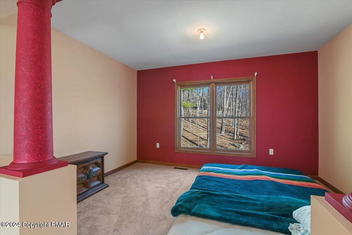 208 Evergreen Court