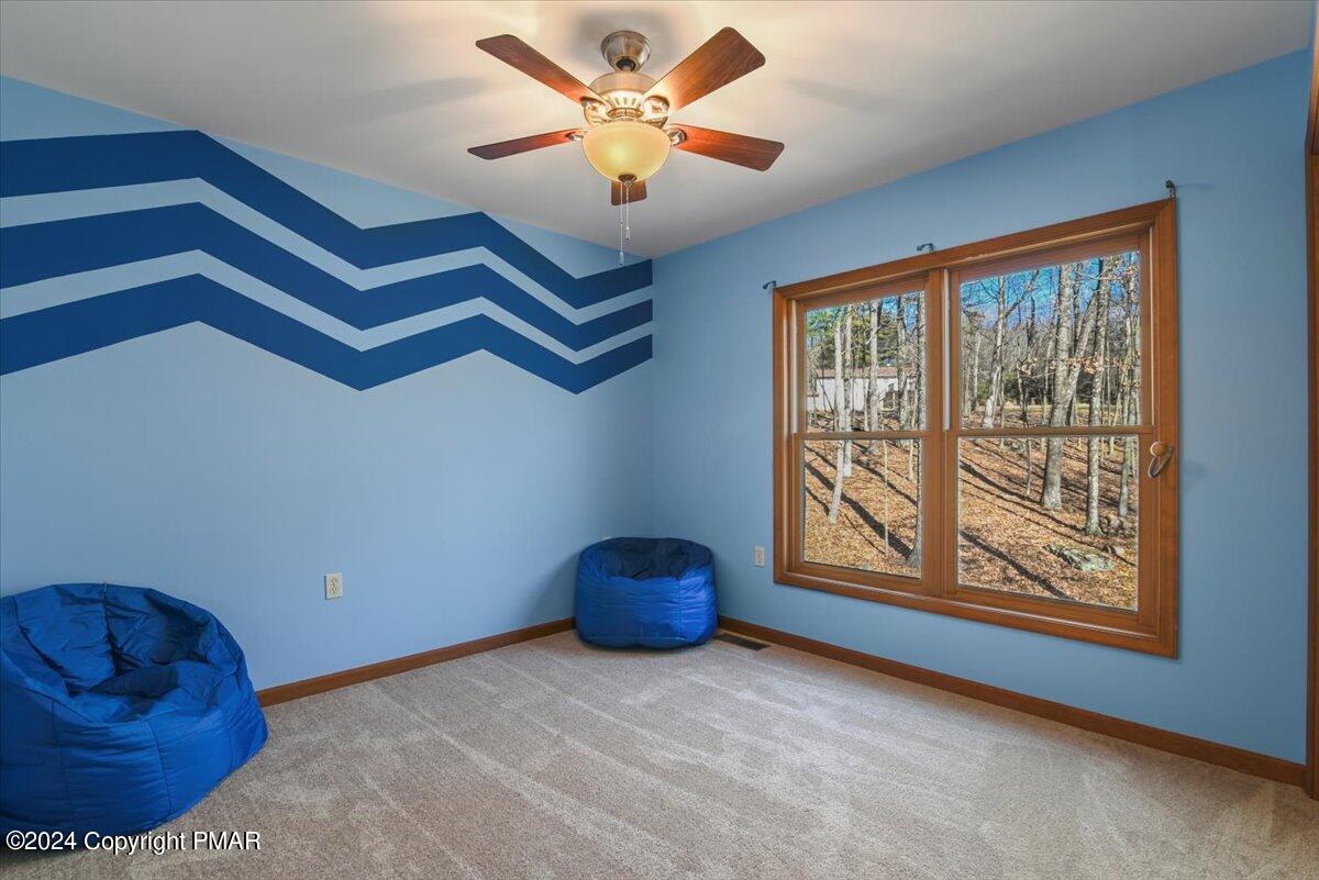 208 Evergreen Court