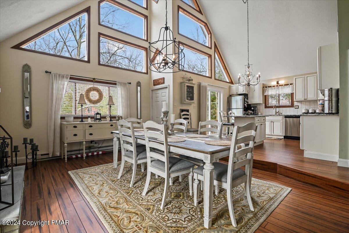5265 E Woodbridge Drive