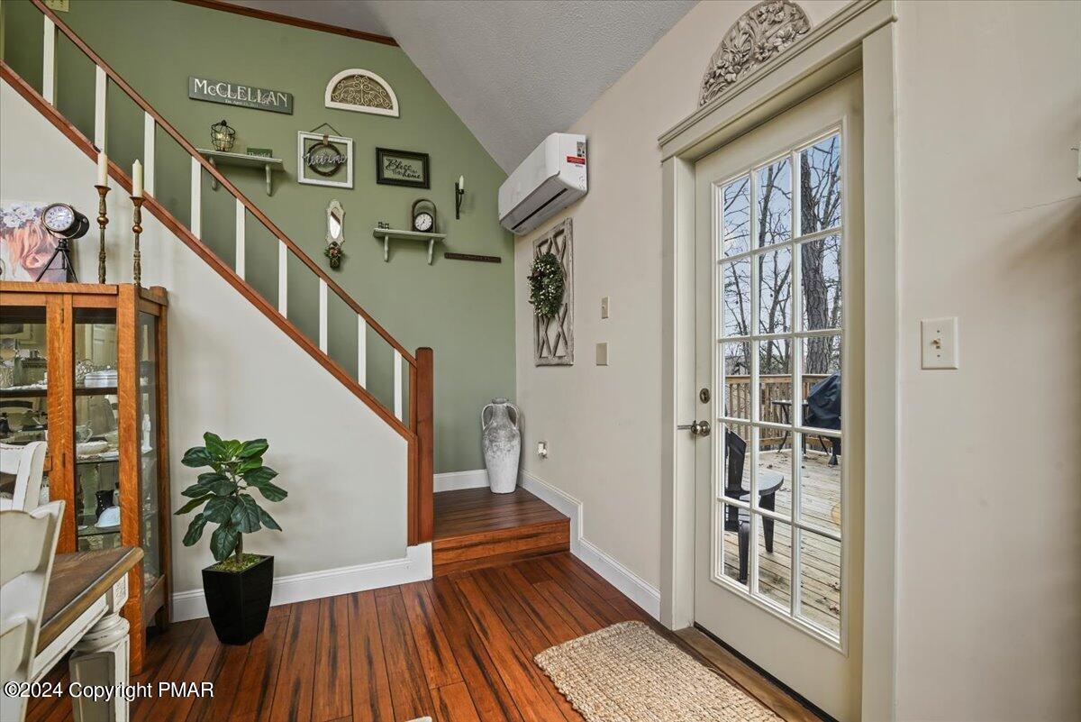 5265 E Woodbridge Drive