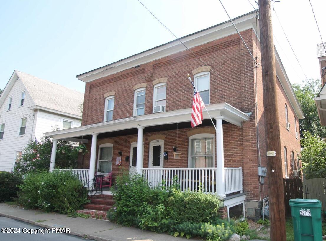 306-308 Wallace Street