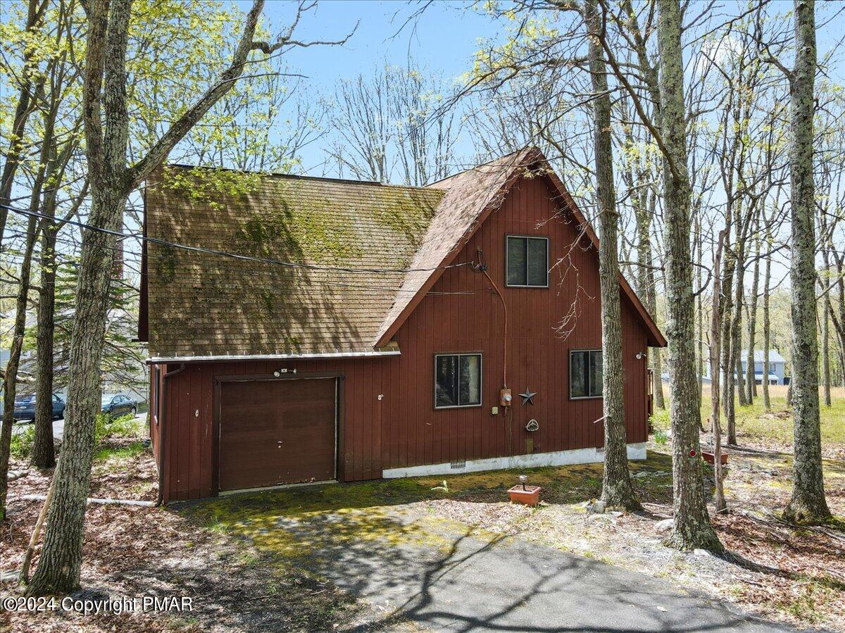 5172 E Woodbridge Drive