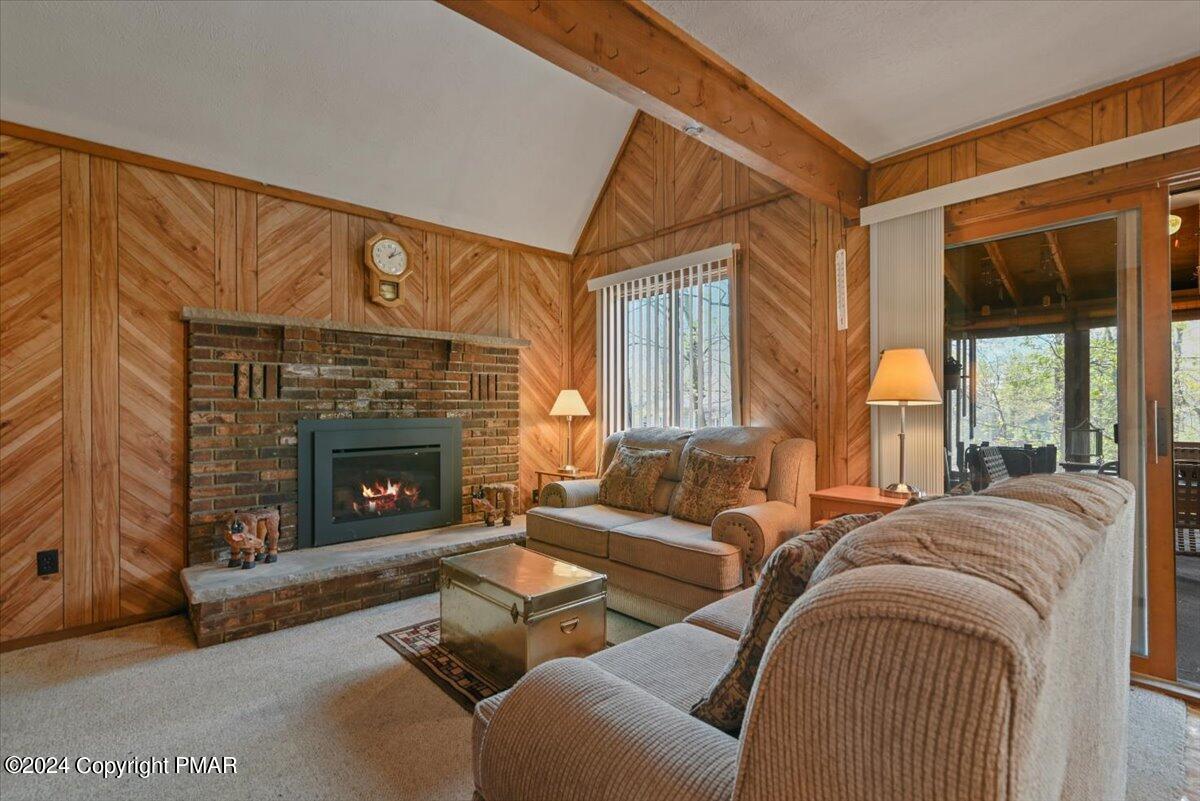 5172 E Woodbridge Drive