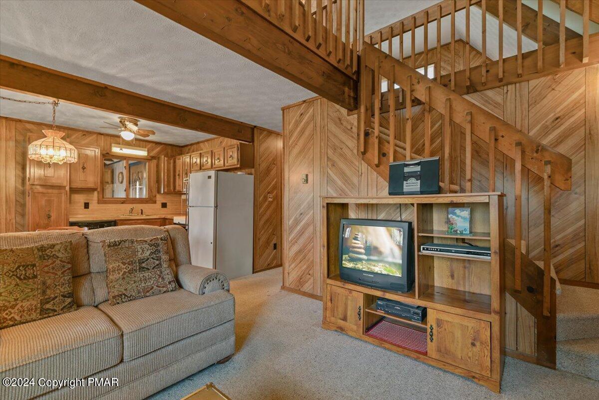 5172 E Woodbridge Drive