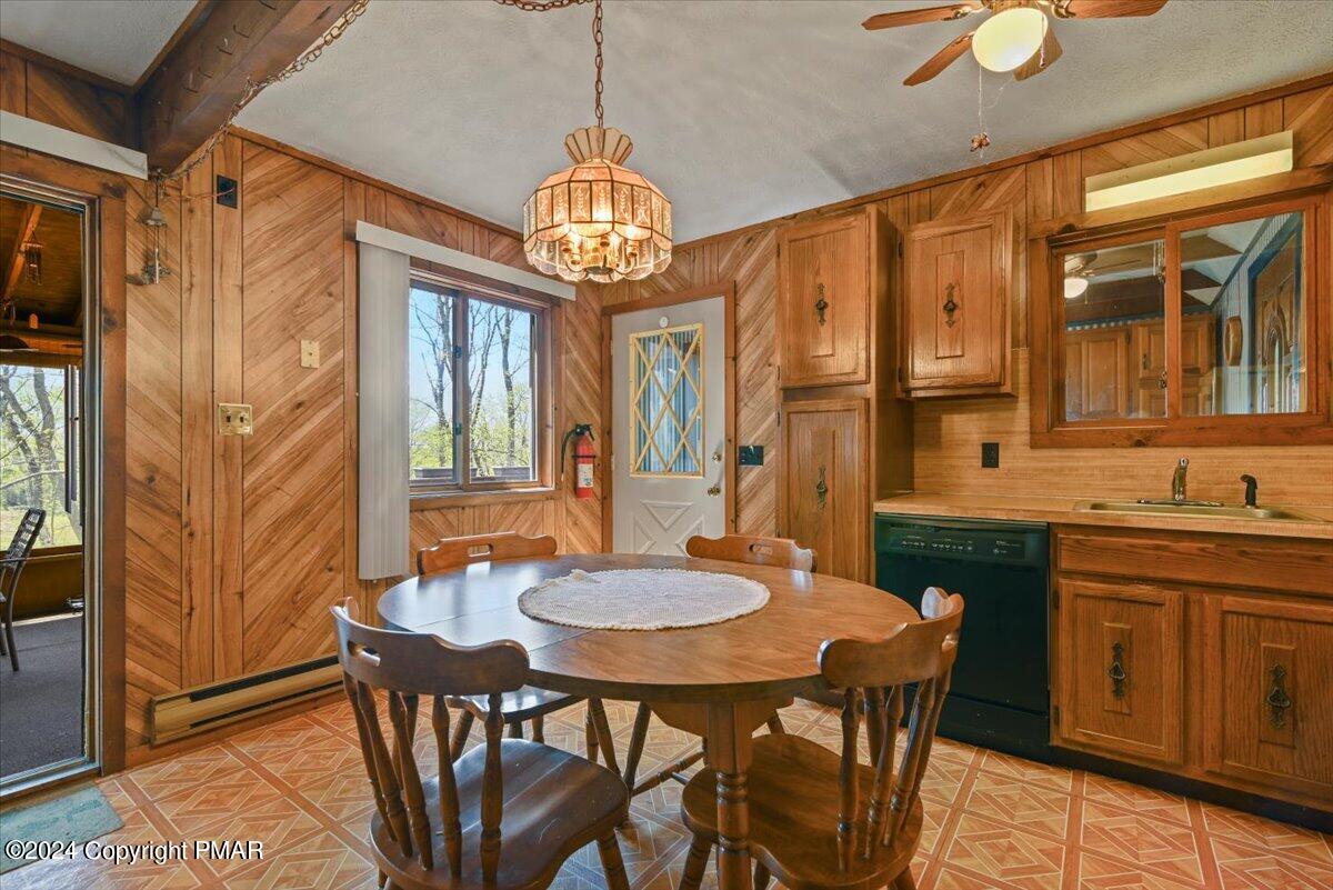 5172 E Woodbridge Drive