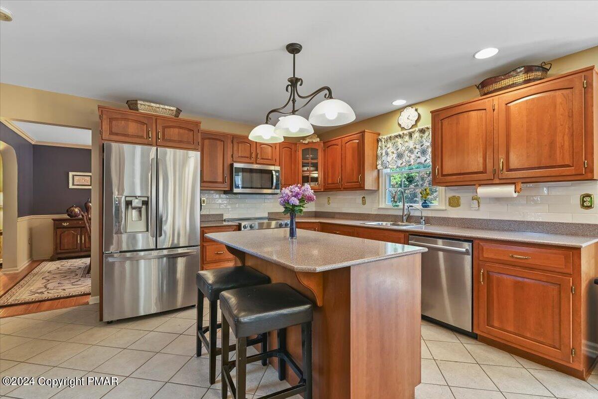 4133 Crest View Drive