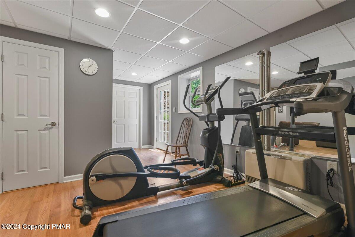 4133 Crest View Drive