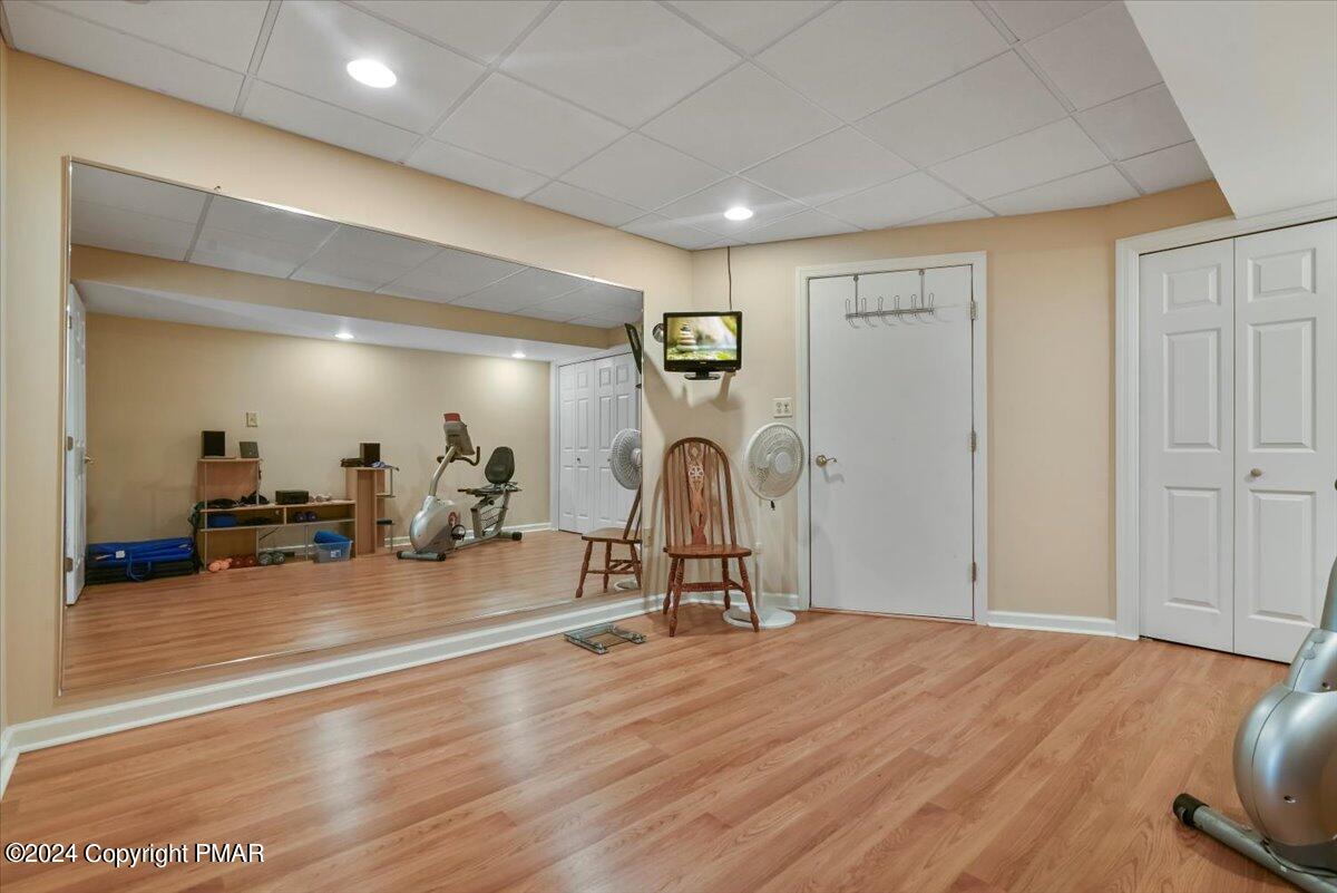 4133 Crest View Drive