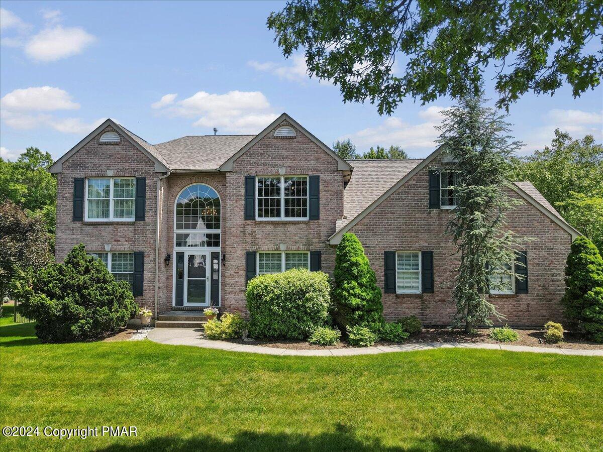 4133 Crest View Drive