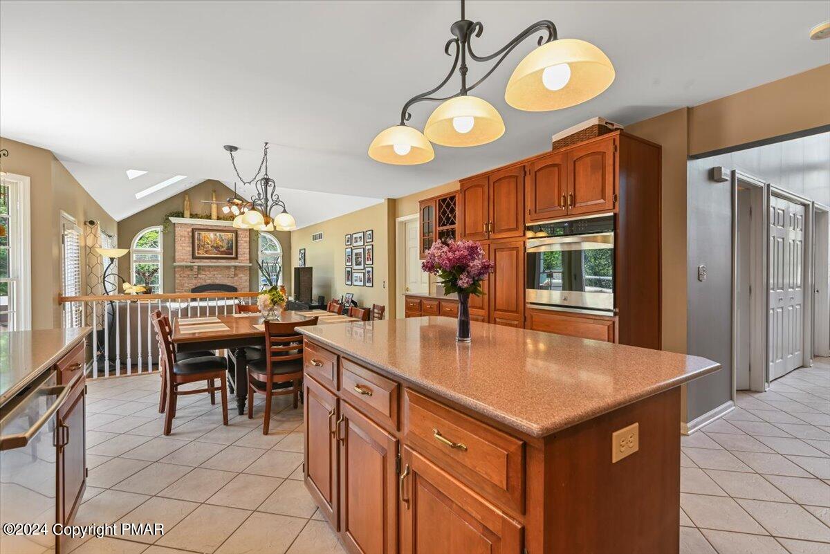 4133 Crest View Drive