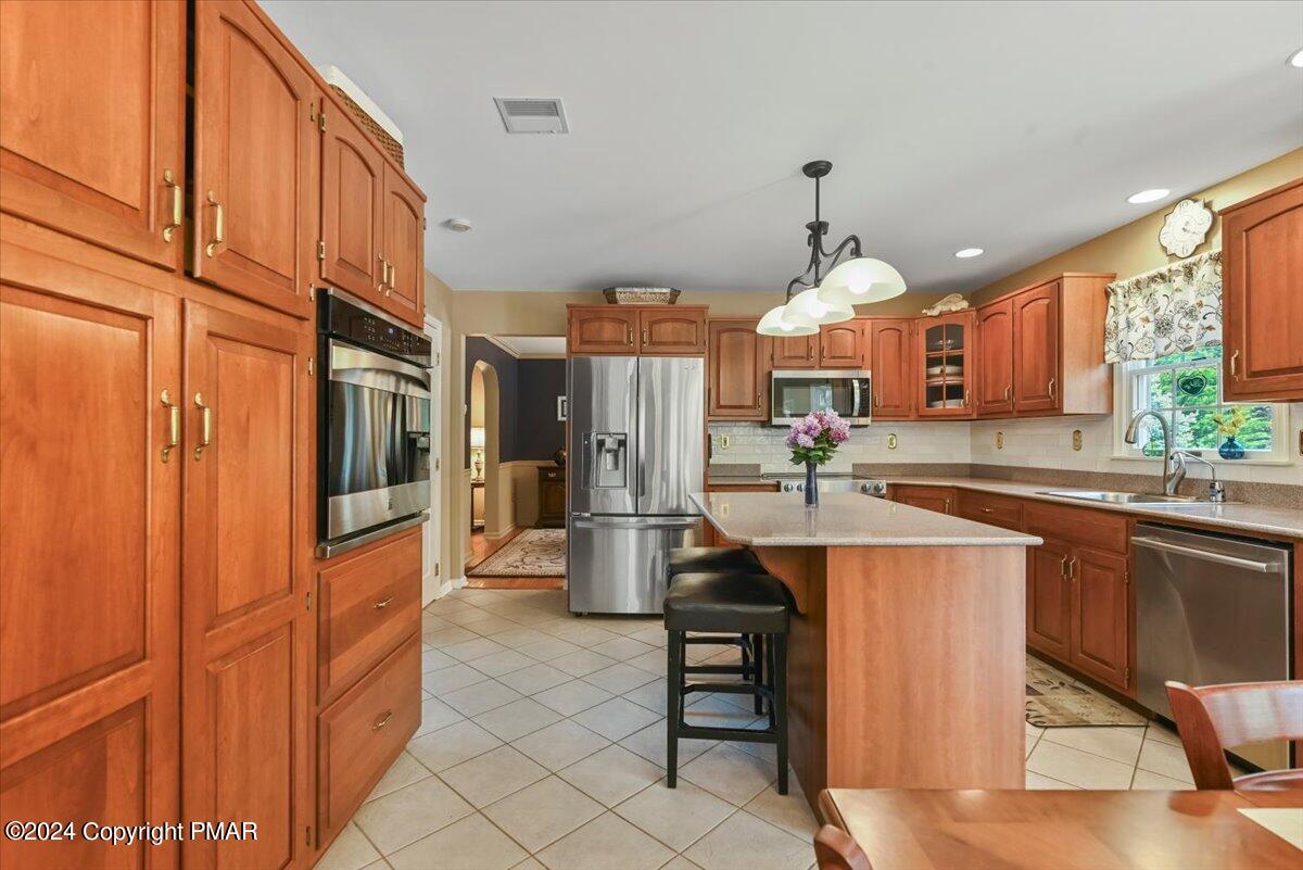 4133 Crest View Drive