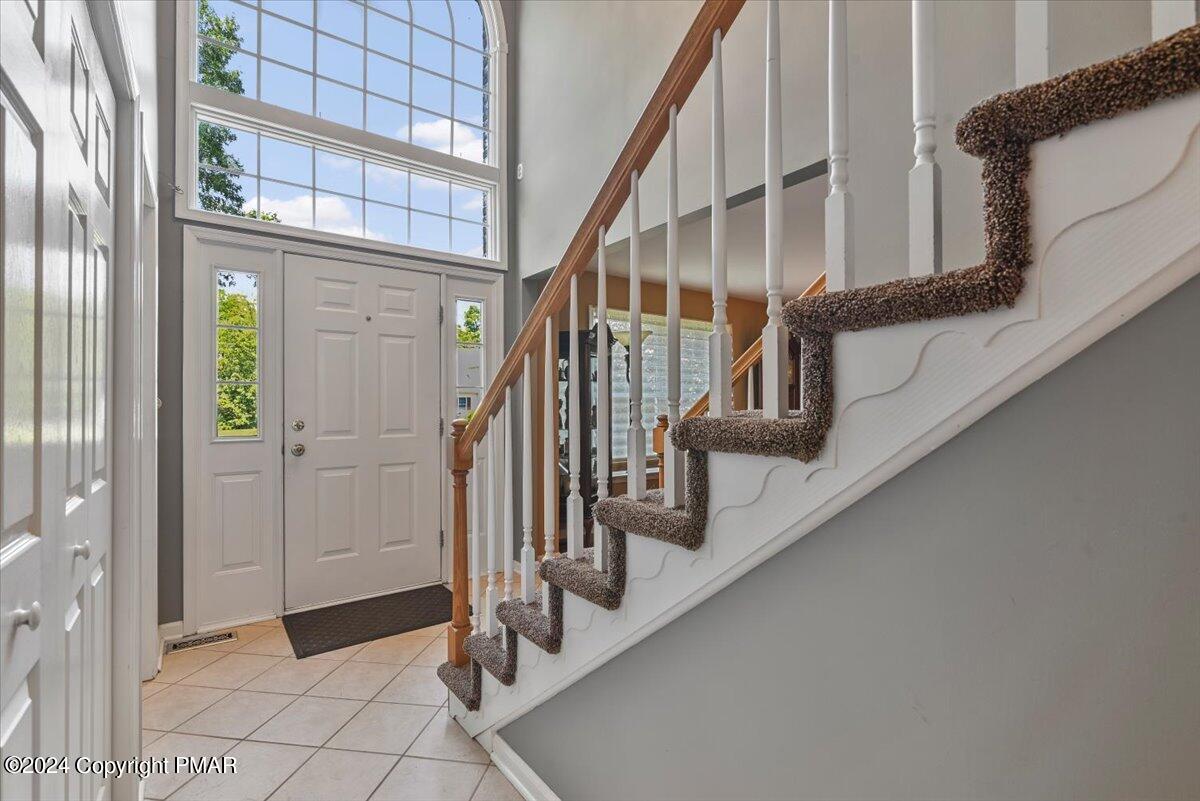 4133 Crest View Drive