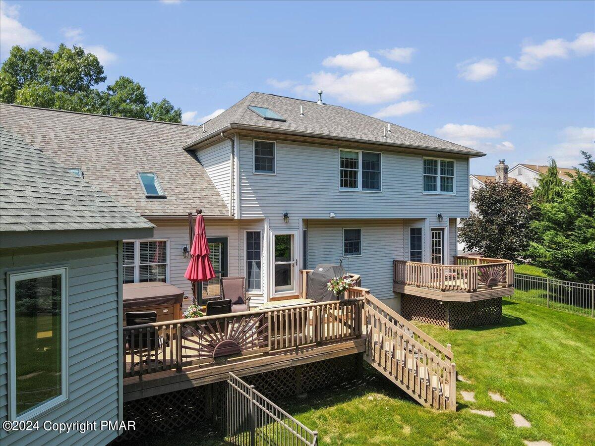 4133 Crest View Drive