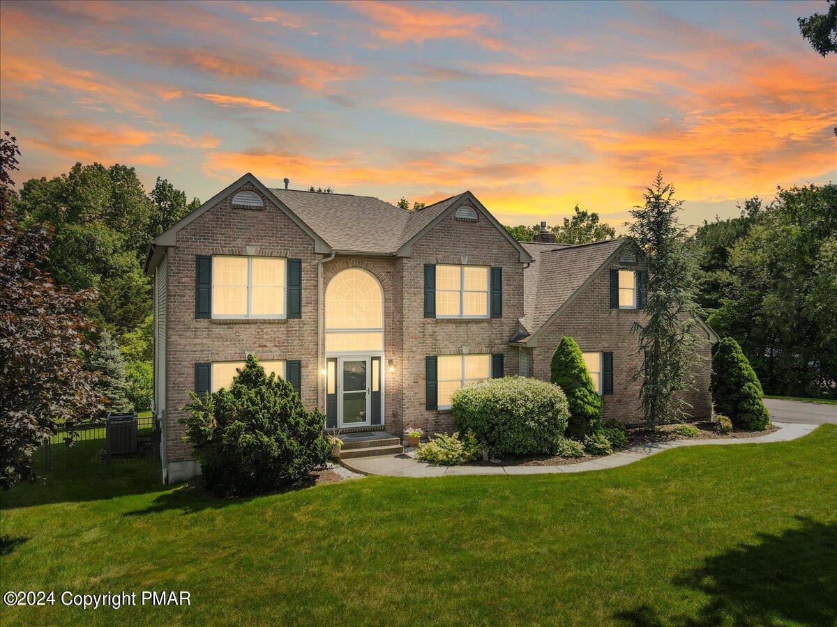 4133 Crest View Drive