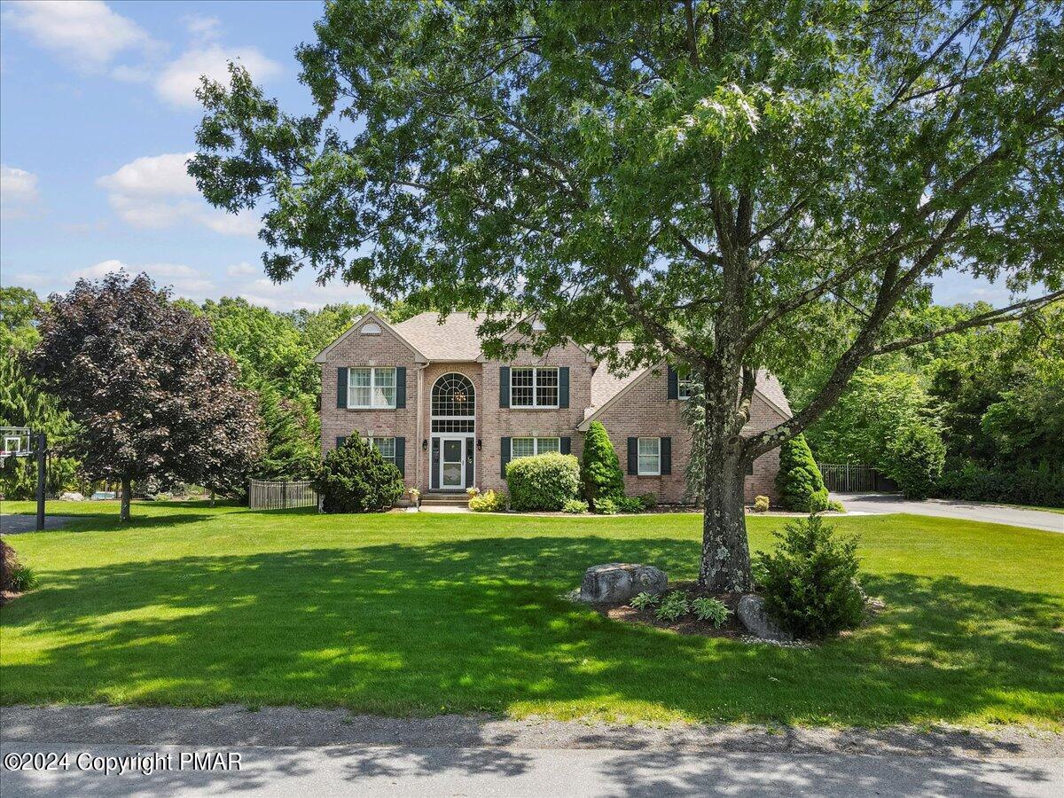 4133 Crest View Drive