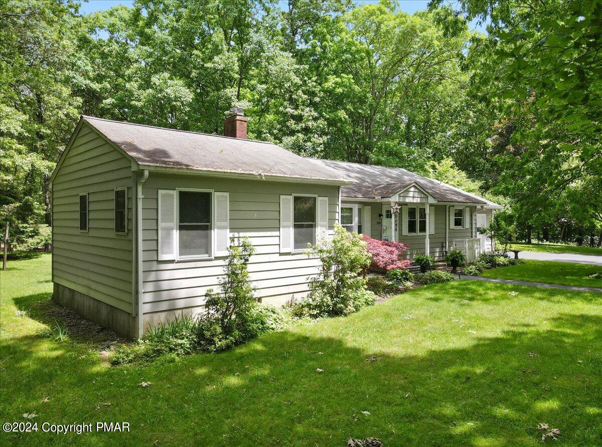 7493 Old Coach Road