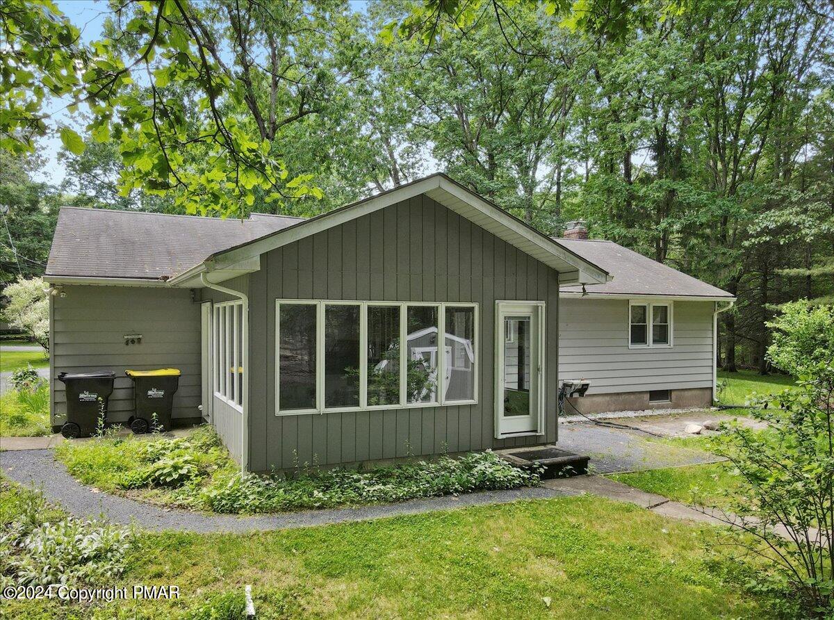 7493 Old Coach Road