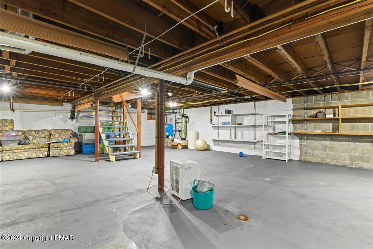 7493 Old Coach Road