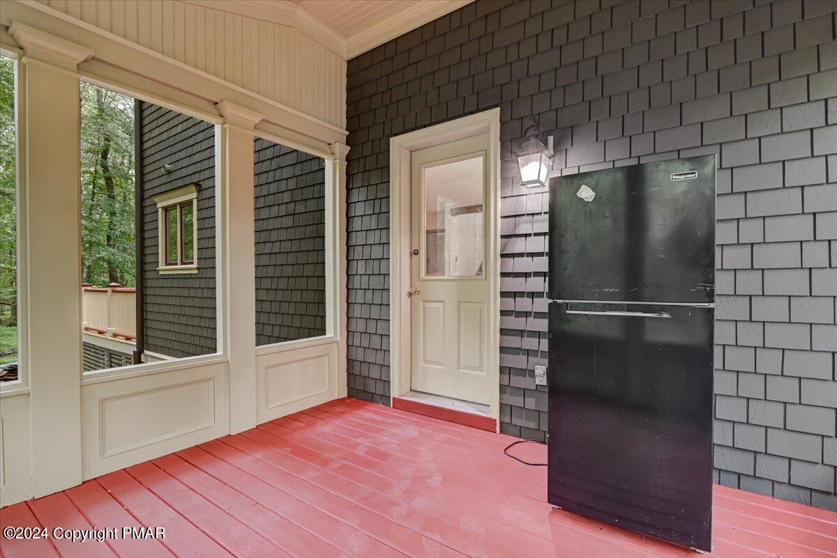 429 Underhill Drive
