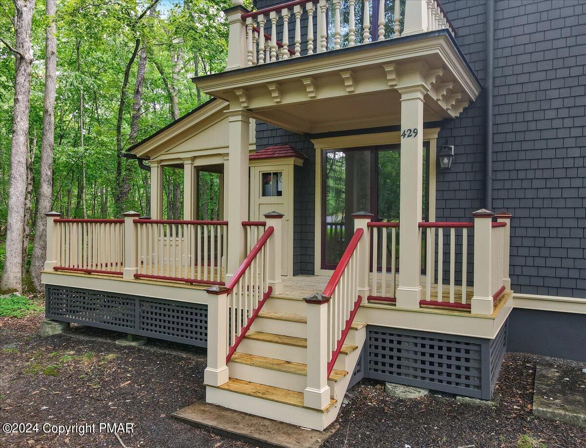 429 Underhill Drive
