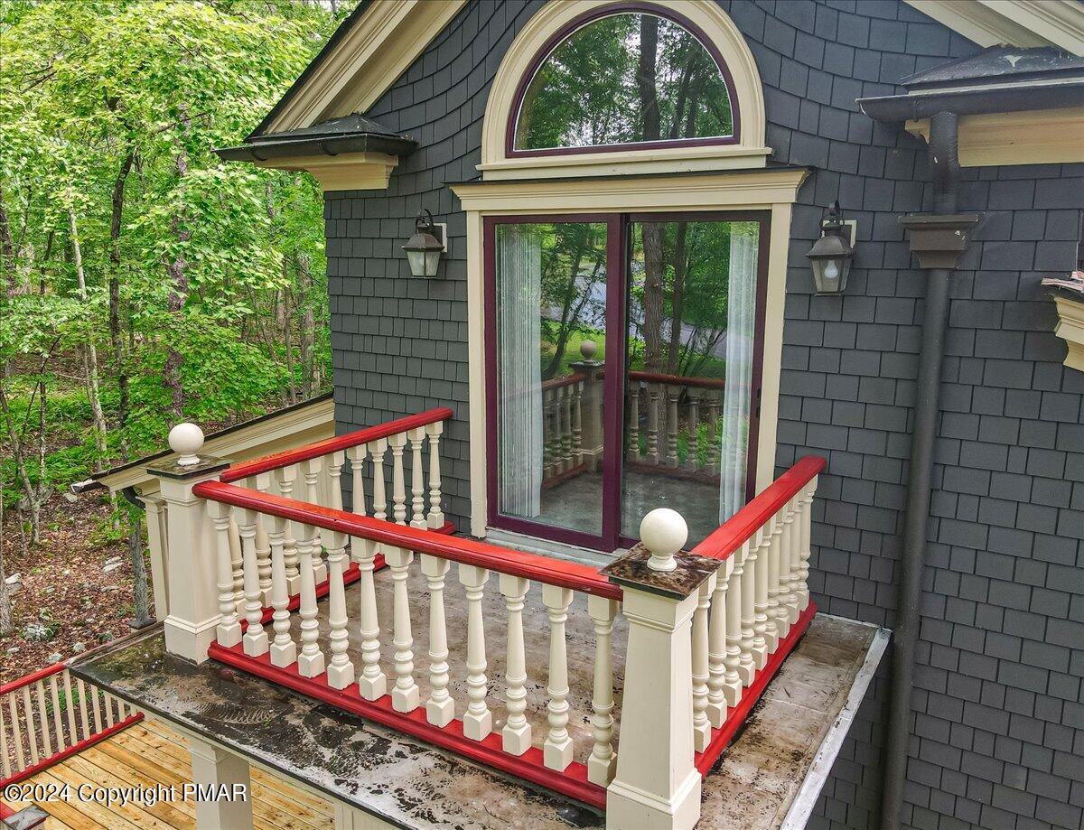 429 Underhill Drive